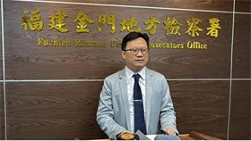 两会受权发布丨李强在政府工作报告中提出，有效防范化解重点领域风险，牢牢守住不发生系统性风险底线